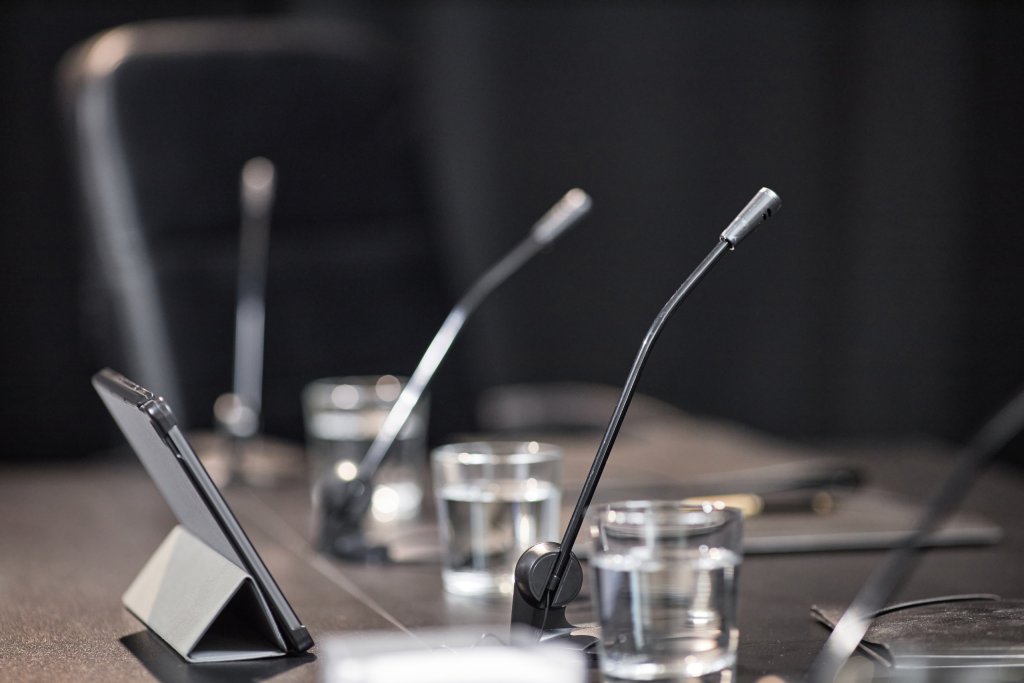 Evento pubblico in luogo privato