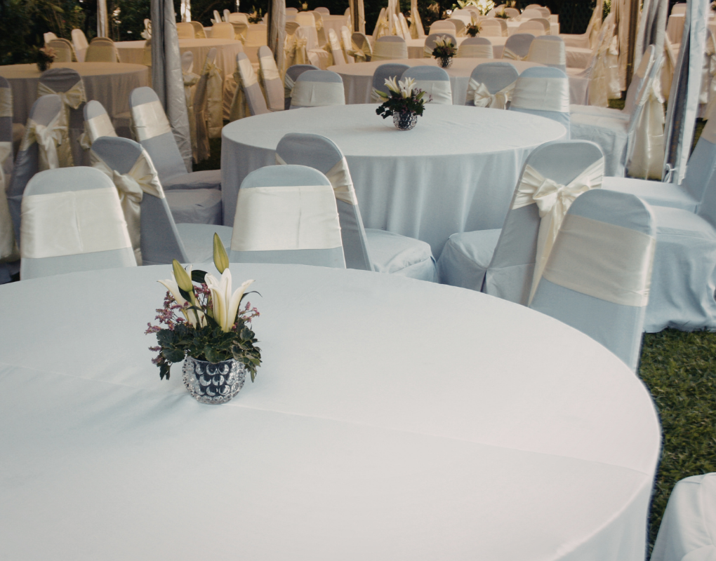 affitto sedie e tavoli per matrimoni e feste